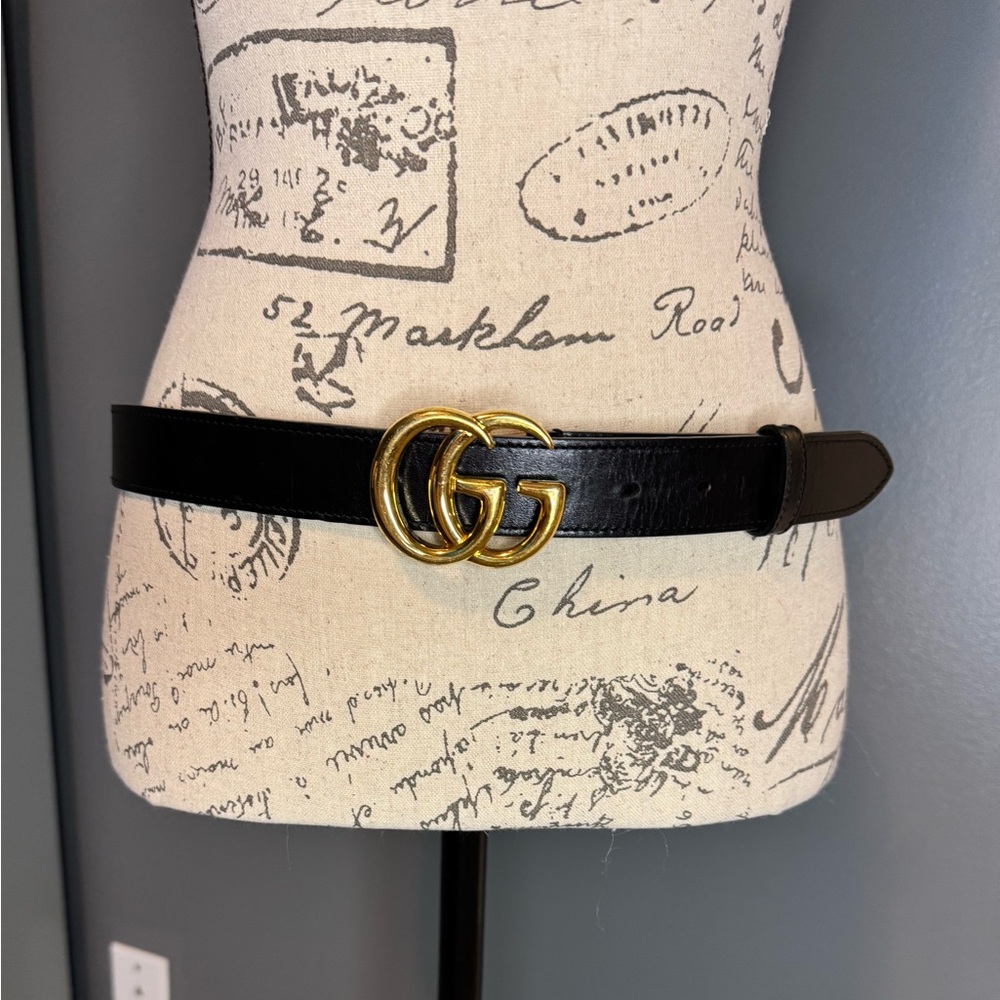 GUCCI Marmont wide Black Leather Belt with Gold GG Buckle